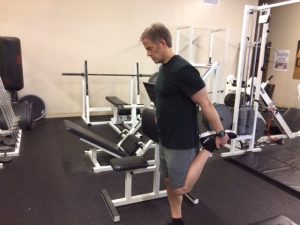 quadricep stretch to reduce back pain